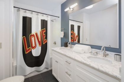 Fabric Shower Curtain, Love u Print - Sc19045